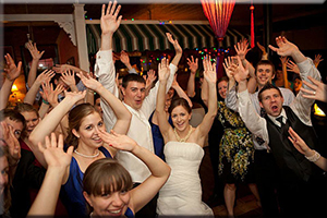 How do you get the Best Photos at your Wedding Reception